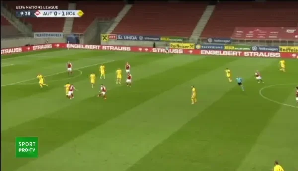 Ocazie Austria! Hinteregger a trimis mingea in transversala