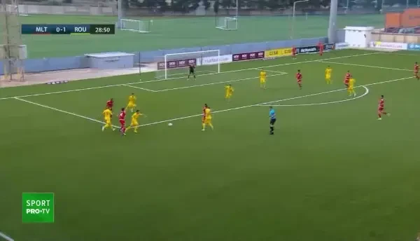 Super-interventie a lui Vlad! Portarul a respins inspirat un sut puternic al lui Attard