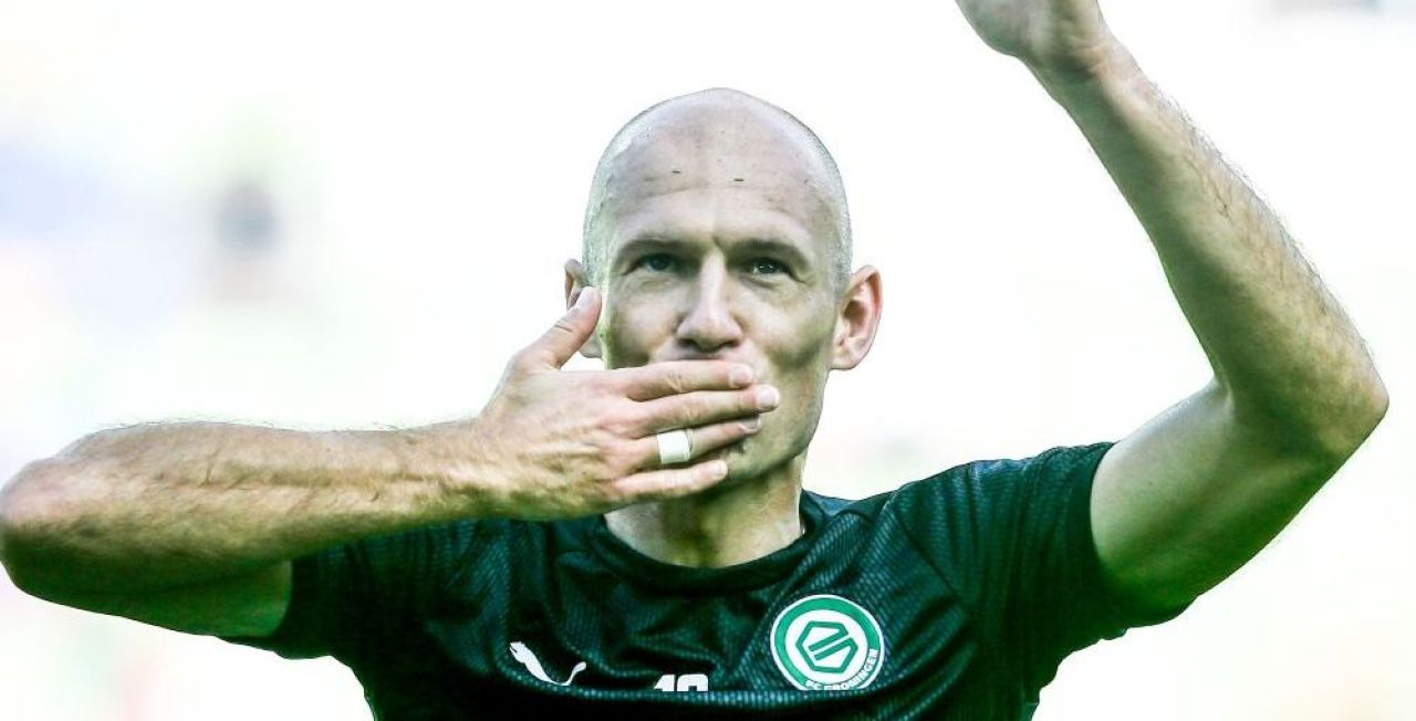 SOC pentru Robben! GENIUL DE CRISTAL s-a intors pe teren, dar a iesit accidentat dupa doar 29 de minute!_3