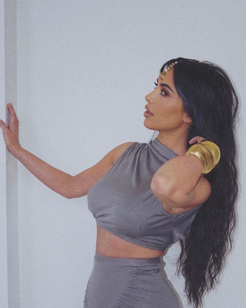 Dezvaluiri incredibile facute de cel care a jefuit-o pe Kim Kardashian de 8.5 milioane de lire! Cum a devenit modelul o 'tinta usoara'_9