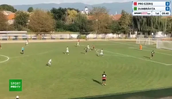 MAI TARE CA BORJA VALLE?! Gol ISTORIC marcat in Romania de la centrul terenului! Faza care va face inconjurul lumii