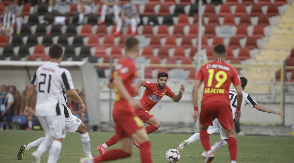 Motivul pentru care transferurile pe ruta Astra - FCSB au PICAT! De ce au refuzat cei 4 jucatori mutarea la ros-albastri&nbsp;