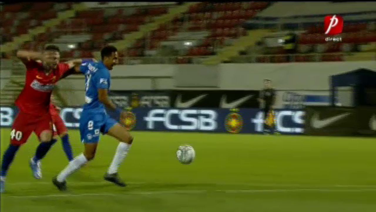 A CAZUT stadionul pe el! Cana, eliminat dupa 20 de minute in meciul cu Slovan Liberec! Ce s-a intamplat_16