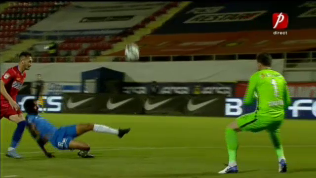 A CAZUT stadionul pe el! Cana, eliminat dupa 20 de minute in meciul cu Slovan Liberec! Ce s-a intamplat_18