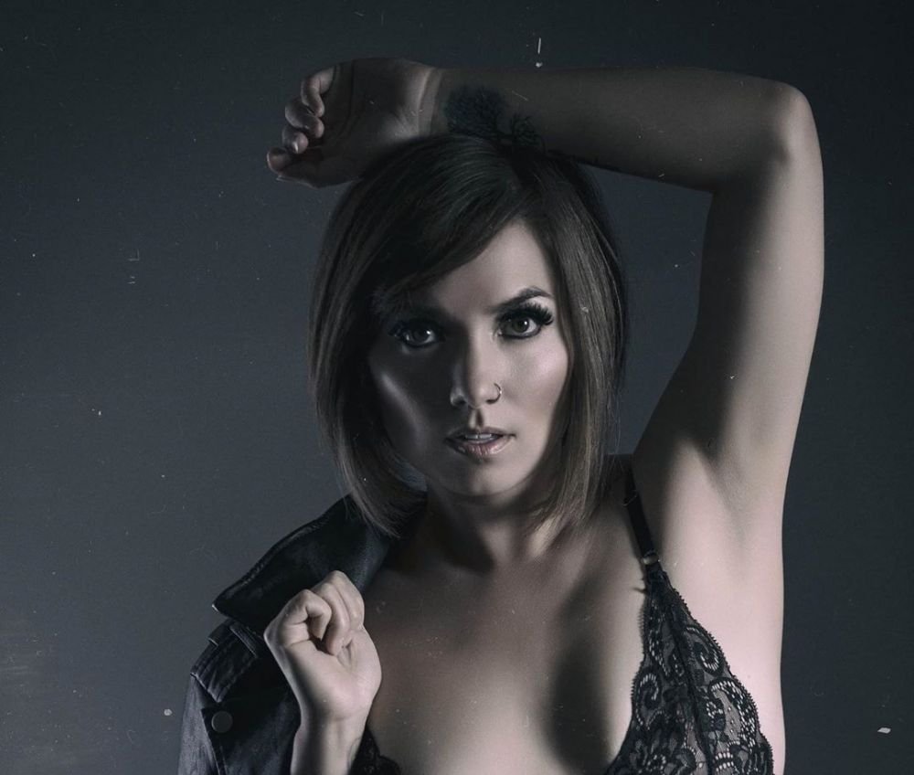 La asta nu se astepta nimeni! A dat biserica pe cel mai popular site pentru adulti! Dezvaluiri incredibile ale femeii-pastor care si-a schimbat complet viata_6