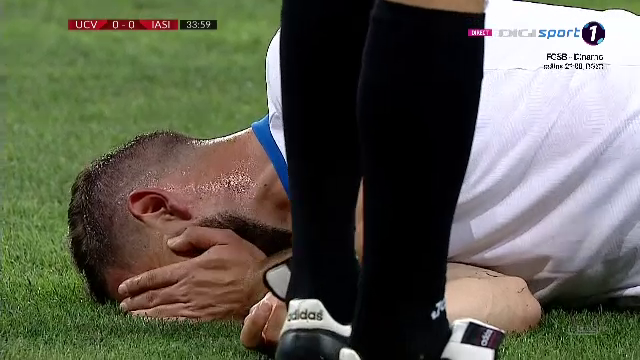 S-au dus dupa Koljic la spital! Gestul ultrasilor Craiovei dupa ce au vazut accidentarea TERIBILA a golgeterului bosniac_6