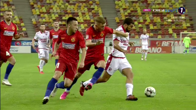 A fost sau nu prea?! Penalty controversat in FCSB - Dinamo! Pantiru a pus mana in fata lui Gonzalez, iar Radu Petrescu a dat 11 metri_5