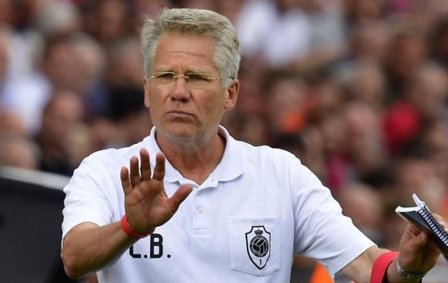 A c&acirc;știgat de patru ori UCL cu Real Madrid și s-a pozat cu Laszlo Boloni: &bdquo;La o șuetă cu fostul meu antrenor&rdquo;