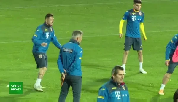 Prima intalnire DIRECTA Radoi-Ianis Hagi dupa schimbul de declaratii! S-au bagat la Magarus amandoi! Ce s-a intamplat pe teren