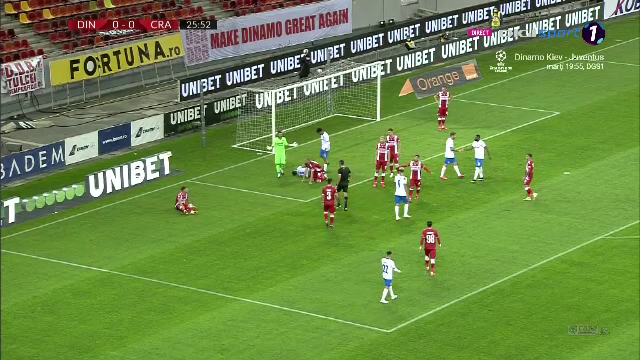 Inca un penalty controversat impotriva lui Dinamo! Contra, PARALIZAT pe margine, Puljic si-a pus mainile in cap! Ce s-a intamplat_3