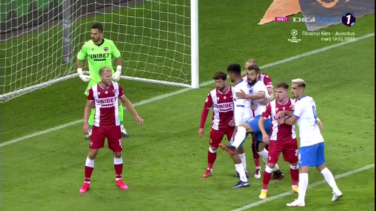 Inca un penalty controversat impotriva lui Dinamo! Contra, PARALIZAT pe margine, Puljic si-a pus mainile in cap! Ce s-a intamplat_8