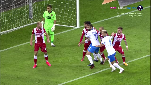 Inca un penalty controversat impotriva lui Dinamo! Contra, PARALIZAT pe margine, Puljic si-a pus mainile in cap! Ce s-a intamplat_10