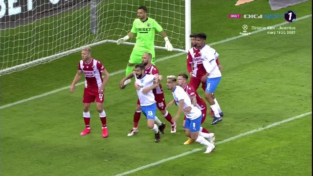 Inca un penalty controversat impotriva lui Dinamo! Contra, PARALIZAT pe margine, Puljic si-a pus mainile in cap! Ce s-a intamplat_13