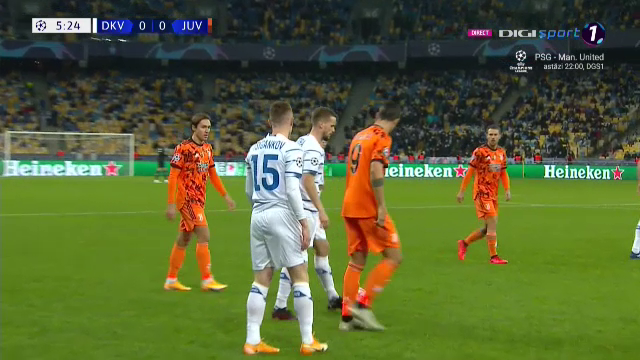 Ultrasii lui Dinamo Kiev, MUTI in fata lui Lucescu! Ce s-a intamplat in sectorul radicalilor care au anuntat ca vor face HAOS la meciul cu Juventus_2