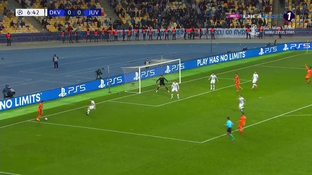 Ultrasii lui Dinamo Kiev, MUTI in fata lui Lucescu! Ce s-a intamplat in sectorul radicalilor care au anuntat ca vor face HAOS la meciul cu Juventus_4