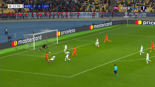 Ultrasii lui Dinamo Kiev, MUTI in fata lui Lucescu! Ce s-a intamplat in sectorul radicalilor care au anuntat ca vor face HAOS la meciul cu Juventus_8