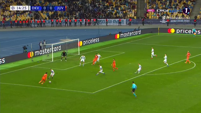 Ultrasii lui Dinamo Kiev, MUTI in fata lui Lucescu! Ce s-a intamplat in sectorul radicalilor care au anuntat ca vor face HAOS la meciul cu Juventus_12