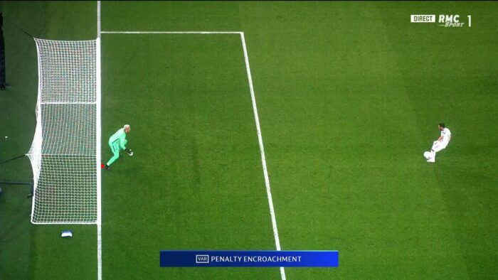 Aroganta lui Bruno Fernandes in meciul cu PSG! A topait in fata lui Navas si a ratat, apoi a repetat gestul! Decizia care i-a INFURIAT pe jucatorii lui PSG