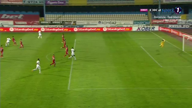 Ronaldo Deaconu a inscris ca RONALDO! :) S-a marcat GOLUL SEZONULUI in Gaz Metan - Botosani! Executie GENIALA a mijlocasului_9