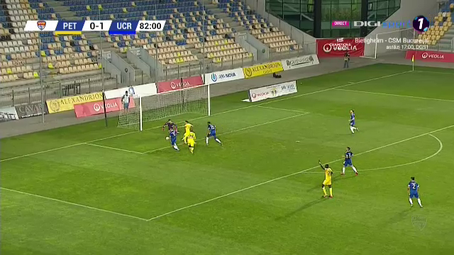 Facem din nou inconjurul lumii! Decizie SCANDALOASA a arbitrului la o simulare penibila: a dat PENALTY pentru Petrolul dupa o saritura jenanta in careu a lui Balint!