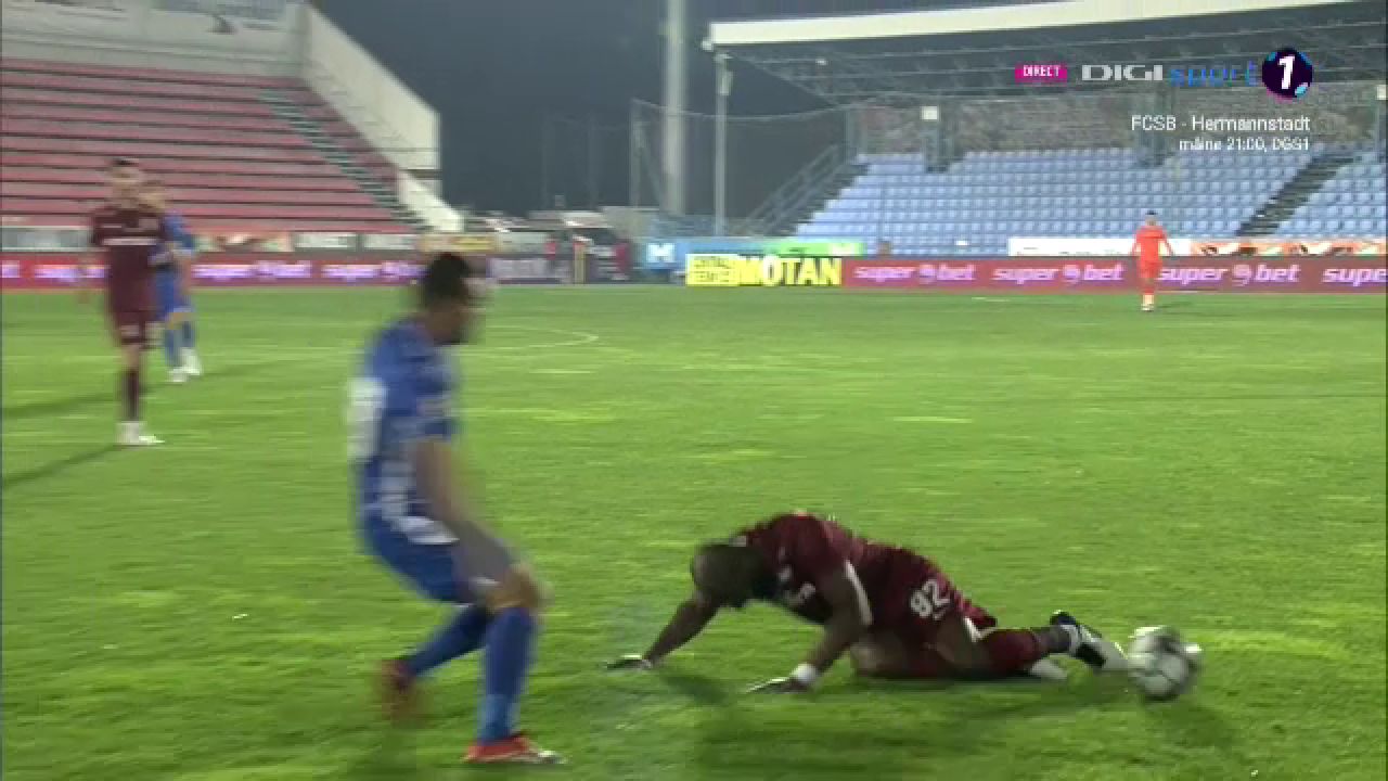 Petrescu, REACTIE IREALA dupa ce a vazut ce Cestor s-a rupt! I-a venit sa PLANGA in tribuna! Ce a putut sa faca_4