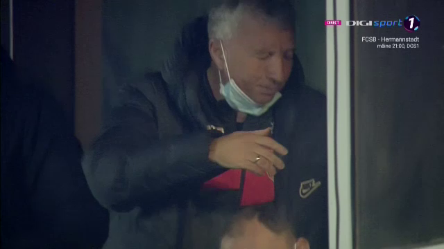 Petrescu, REACTIE IREALA dupa ce a vazut ce Cestor s-a rupt! I-a venit sa PLANGA in tribuna! Ce a putut sa faca_11