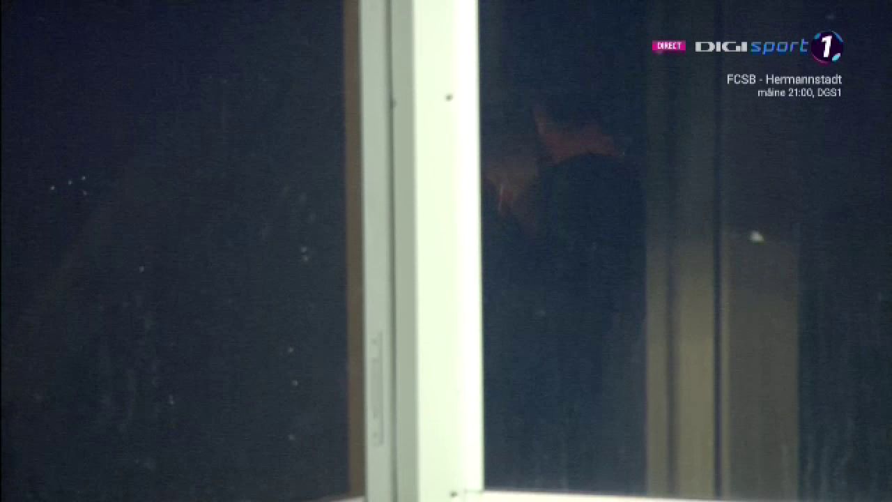 Petrescu, REACTIE IREALA dupa ce a vazut ce Cestor s-a rupt! I-a venit sa PLANGA in tribuna! Ce a putut sa faca_15