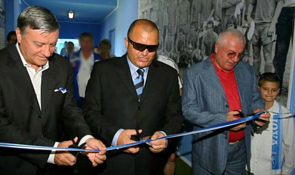 Mesaj SOC al lui Adrian Mititelu Jr. pentru Dumitru Dragomir: S-ar putea sa decedeze acolo, daca ajunge si el la puscarie! Ce a spus despre arestarea tatalui sau