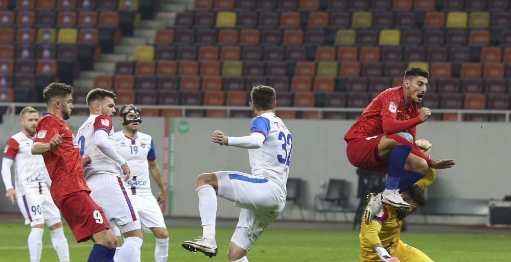 Daca nu marchezi, ai o problema! Reactia lui Petrea dupa inca o schimbare a lui Bus! Ce spune dupa ce a dus-o pe FCSB pe PRIMUL LOC
