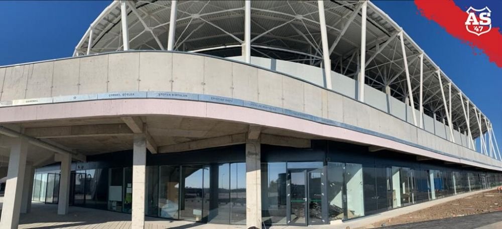 Noi imagini cu BIJUTERIA din Ghencea! Numele legendelor Stelei apar pe fatada stadionului! Cum arata _2