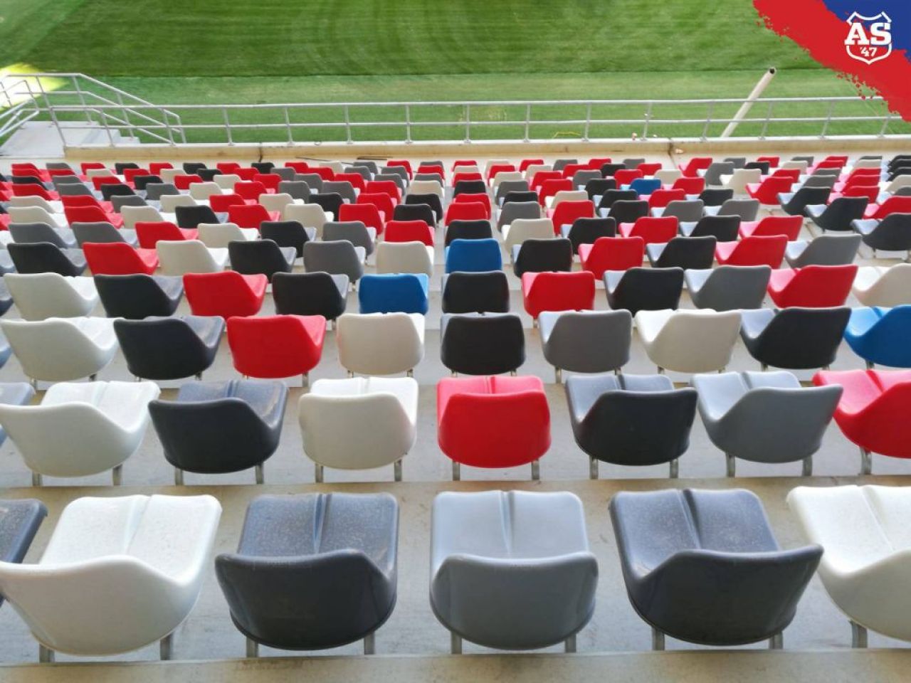 Noi imagini cu BIJUTERIA din Ghencea! Numele legendelor Stelei apar pe fatada stadionului! Cum arata _7