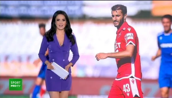 Italianul Montini s-a indragostit de Romania, dar nu da pizza pe sarmale! Fotbalistul a intrat in bucatarie si a gatit prima pizza :)