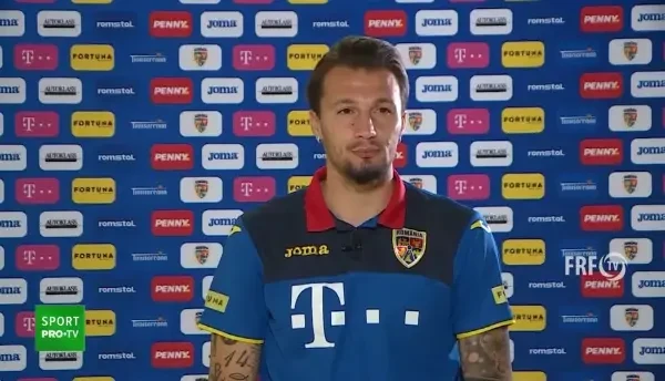 Cel mai sincer tricolor! "Daca m-as califica la CM din 2022 cu Romania, mi-as tatua drapelul national pe inima" Ce a facut Vasile Mogos cu primii bani castigati din fotbal