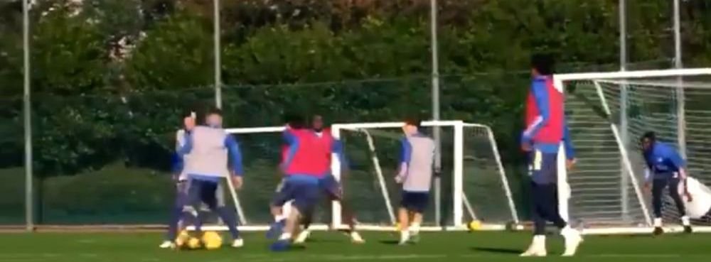 Videoclipul care i-a innebunit pe fanii lui Arsenal! Cirjan a facut SPECTACOL la ultimul antrenament al echipei mari! "In primul 11 cu el! In locul lui Willian!"