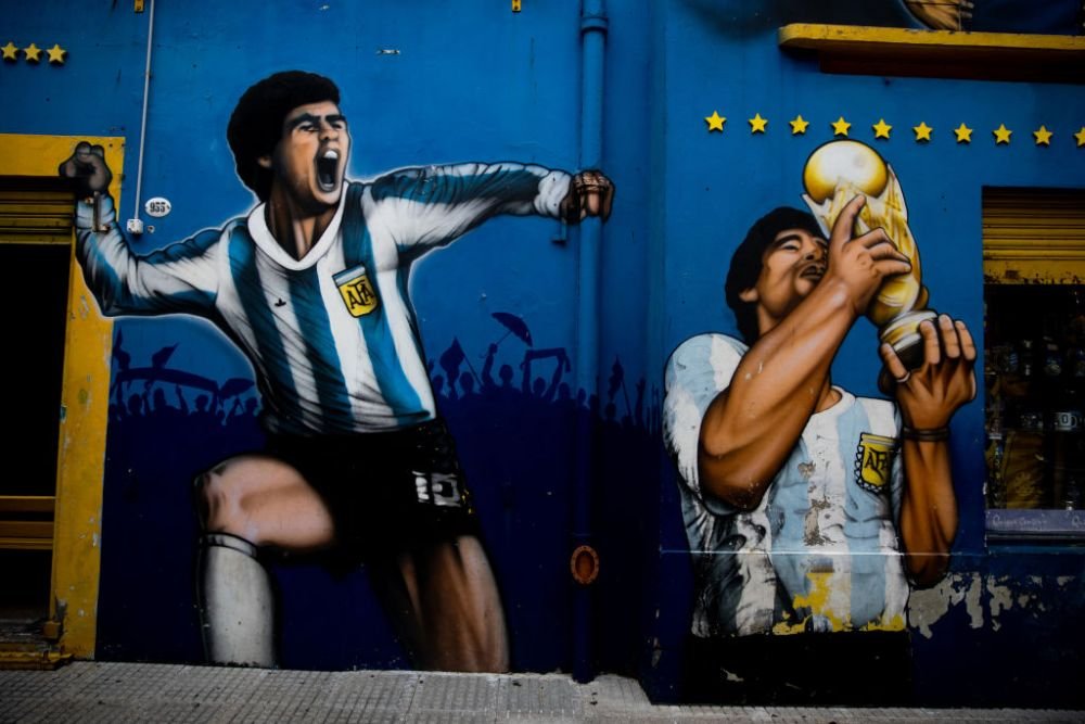 Nu conteaza ce ai facut cu viata ta, ci ce ai facut cu vietile noastre! :( Mesajul emotionant al lui Guardiola pentru Maradona