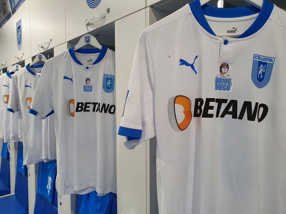 Universitatea Craiova, omagiu pentru Maradona la meciul cu Spartac! Cum vor arata tricourile oltenilor _6