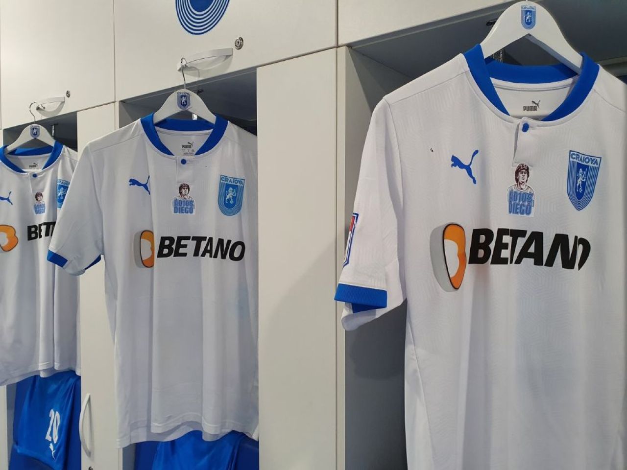 Universitatea Craiova, omagiu pentru Maradona la meciul cu Spartac! Cum vor arata tricourile oltenilor _7