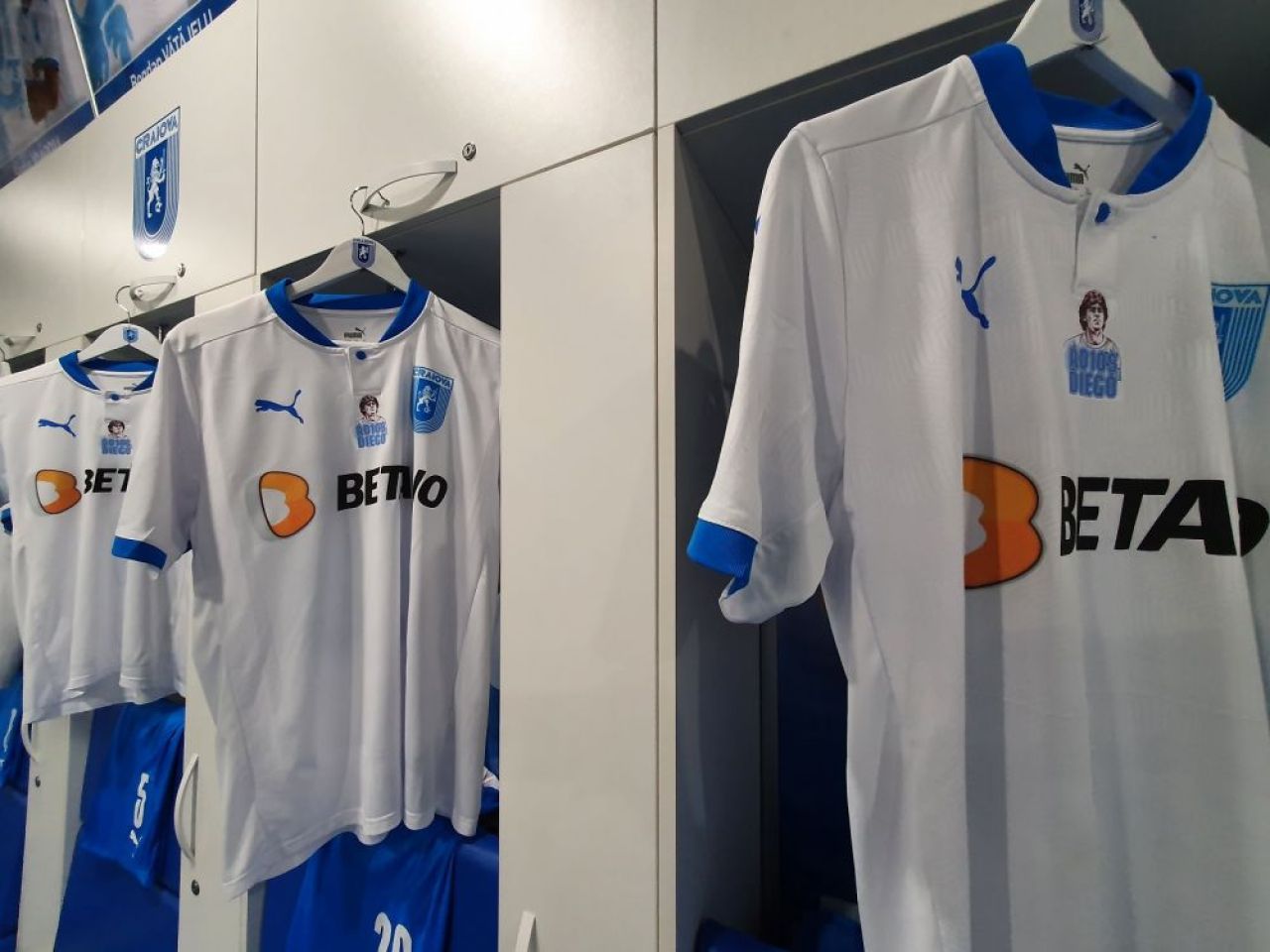 Universitatea Craiova, omagiu pentru Maradona la meciul cu Spartac! Cum vor arata tricourile oltenilor _8