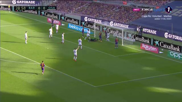 De la un zeu la altul! Imaginea care face inconjurul lumii! Messi, la un pas de NEBUNIA ANULUI in onoarea lui Maradona! Ce s-a intamplat la faza in care TOATA Planeta si-a amintit de Diego_3