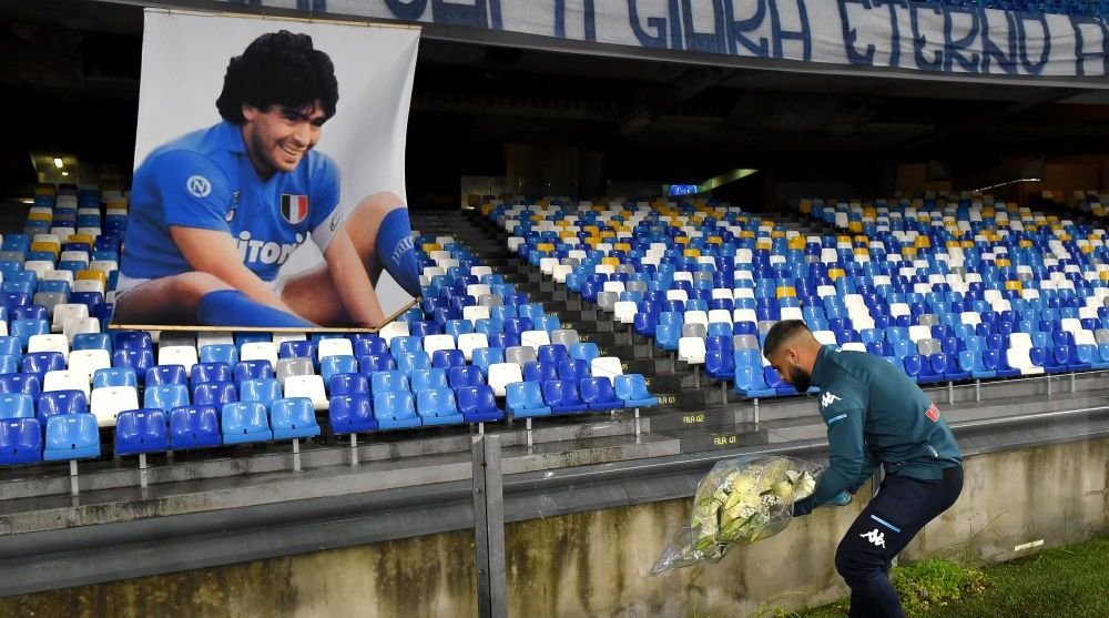 Au CALCAT-O in picioare pe Roma in meciul jucat pentru memoria lui Maradona! Napoli a bagat-o in stare de ALERTA pe AS Roma: 4-0