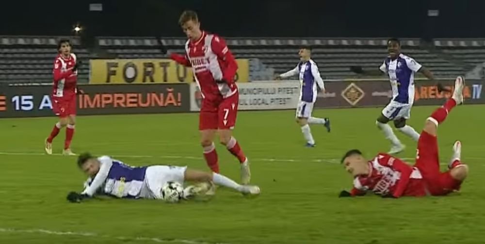 Am explicatii, dar n-am probe! Craciunescu s-a uitat la faza si nu i-a venit sa creada! Ce spune despre penalty-ul neacordat in prelungiri la FC Arges - Dinamo