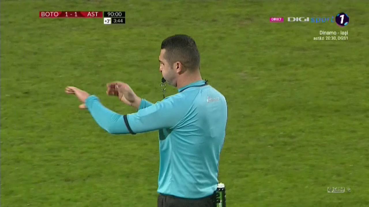 GENIAL! Croitoru s-a dus DIRECT la arbitru dupa meci: