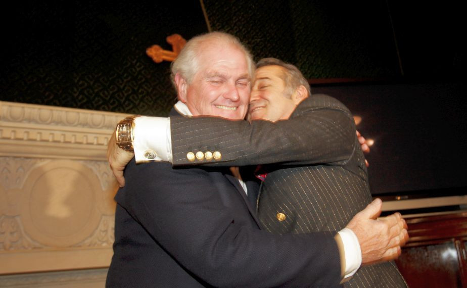 Episod GENIAL cu Gigi Becali in prim-plan! Cum a devenit frate de sange cu presedintele lui Real Madrid: Eu il am pe Radoi, ti-l dau tie, tu imi dai un fotbalist de la tine!