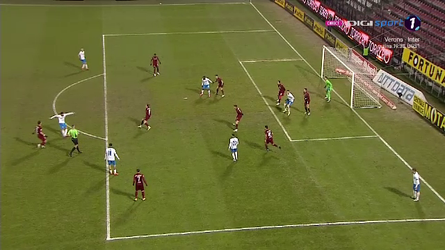 VIDEO: A fost sau n-a fost?! Sut FANTASTIC al lui Bic, mingea s-a JUCAT pe linie! Sau dincolo de ea?! NEBUNIE dupa CFR - Craiova_7