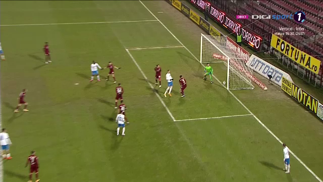 VIDEO: A fost sau n-a fost?! Sut FANTASTIC al lui Bic, mingea s-a JUCAT pe linie! Sau dincolo de ea?! NEBUNIE dupa CFR - Craiova_8