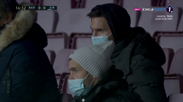 Messi, INGHETAT in tribuna! Nici in liga a 3-a nu vezi asa ceva: gol IREAL primit de Barcelona dupa o gafa colosala! Gol anulat cu VAR si penalty ratat. AICI golurile din Barcelona 1-1 Eibar_10