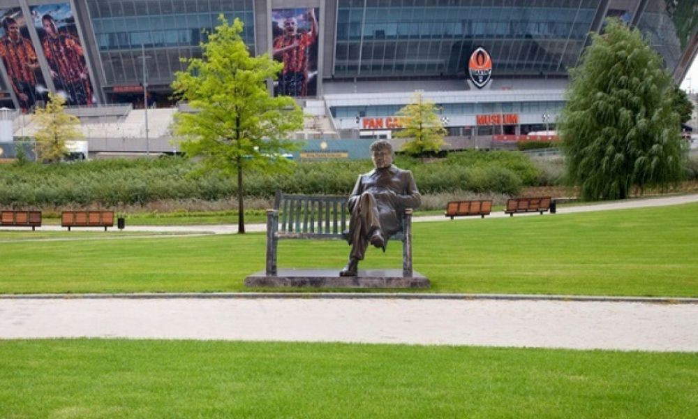 Mircea Lucescu, disparut de la Sahtior! Statuia fostului antrenor al ucrainenilor nu se mai gaseste la stadion&nbsp;