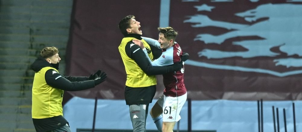 Au bagat COPIII cu Liverpool! Jucatorii de la Villa, adusi de PARINTI la stadion, au bagat-o in modul PANICA pe super campioana Angliei! Klopp a TREMURAT la pauza_2