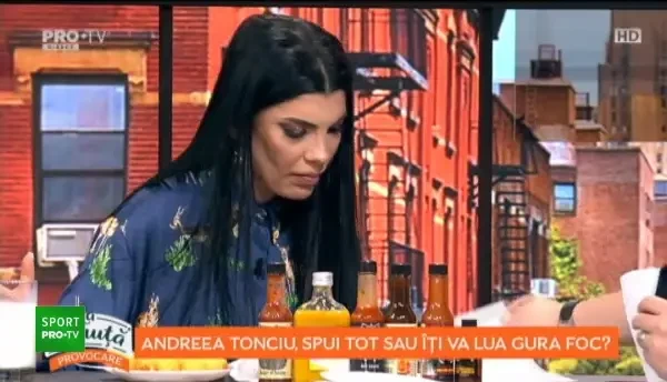 Banel Nicolita s-a dat la Tonciu! INCREDIBIL: ce i-a zis modelul! Sotul a sunat-o imediat, desi era in direct