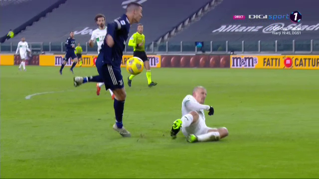 Chiriches l-a INFURIAT pe Ronaldo! A fost MONDIAL in fata ZEULUI de la Juventus, apoi a DORMIT la faza din care s-a facut 2-1_8